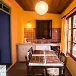 Guest house Karnayo Megisti