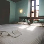 Karnayo 3*